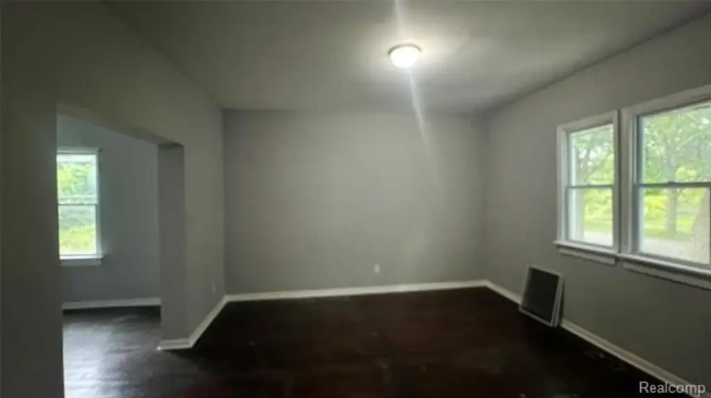 Picture 3