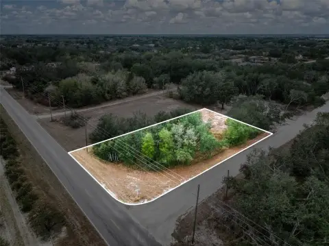 Spacious Corner Parcel in Avon Park