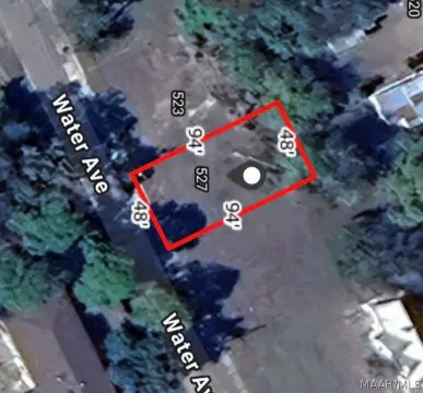 Selma Land on Water Avenue