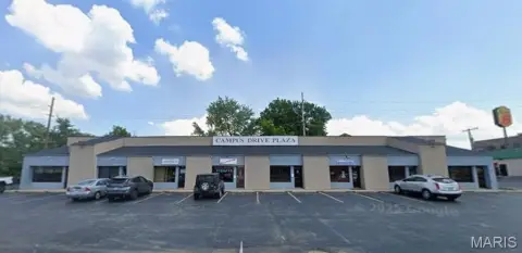 Fully Leased Multi-Tenant Shopping Center