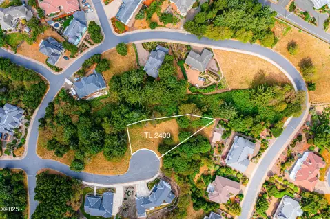 Ocean View Lot in Lincoln