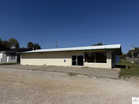 Mixed-Use Commercial Building