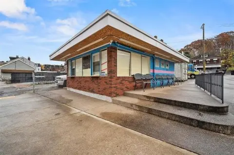 Updated Commercial Kitchen in Millvale