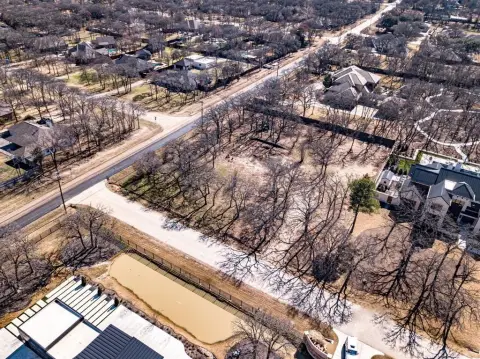 Residential Land in Keller, TX