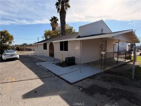 Remodeled Commercial Property in Lake Elsinore