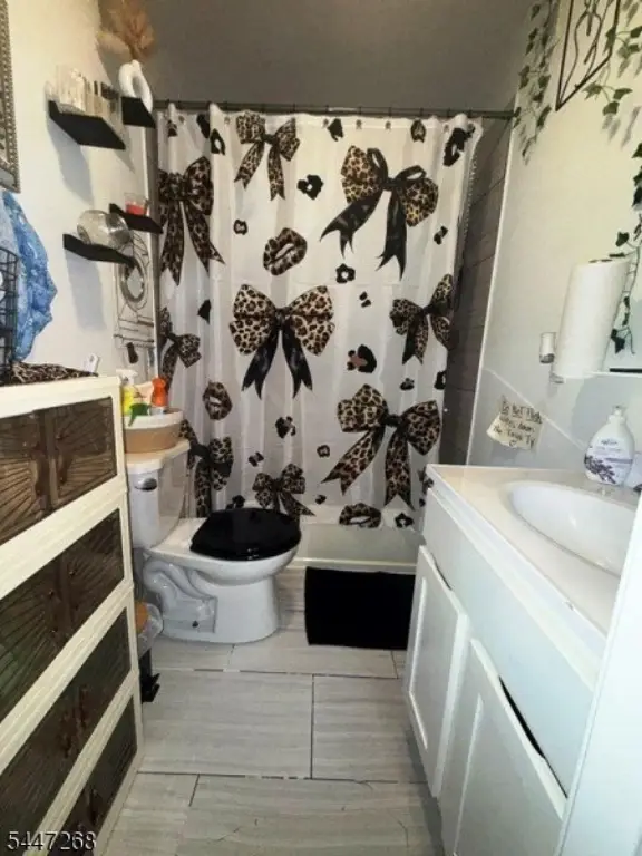 Picture 8