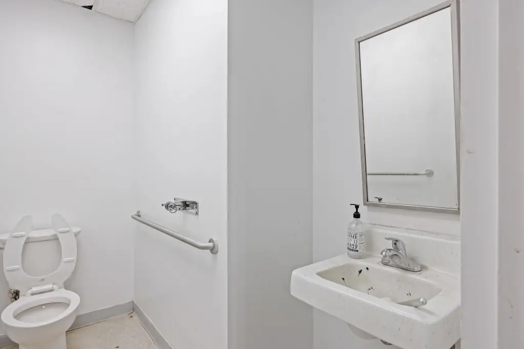 Picture 19