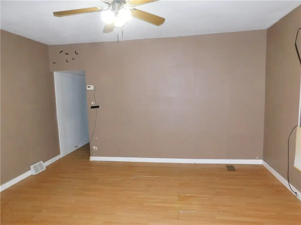 Picture 8