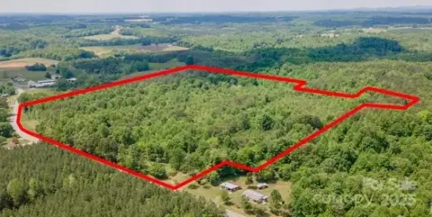 Unrestricted Acreage in Hamptonville, NC
