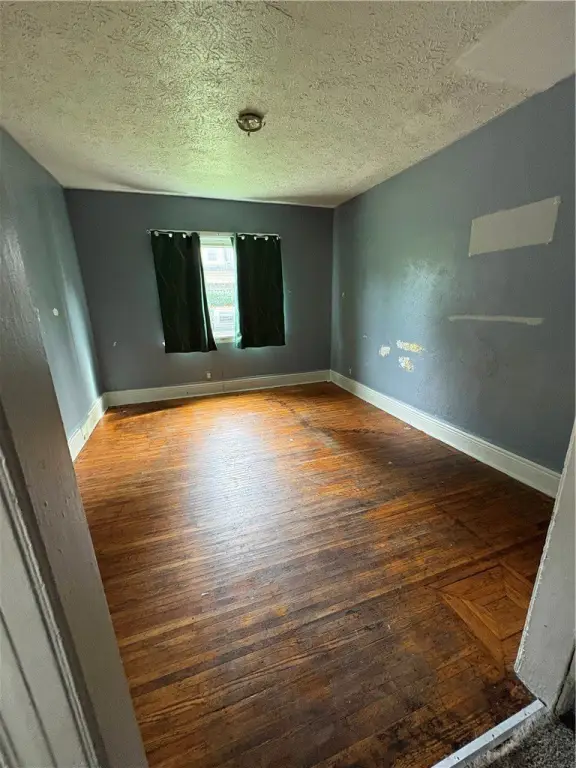 Picture 23
