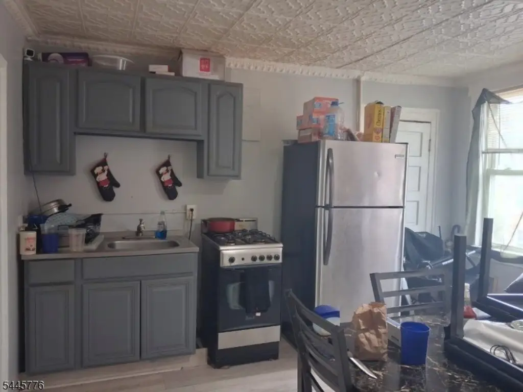 Picture 16