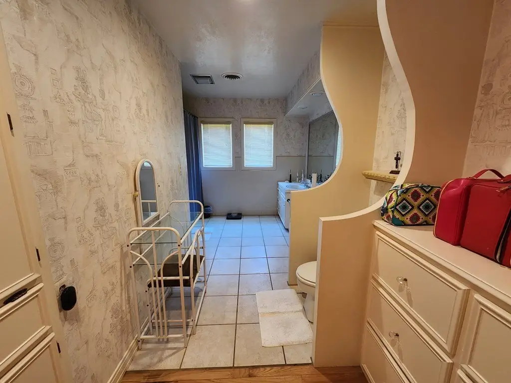 Picture 30