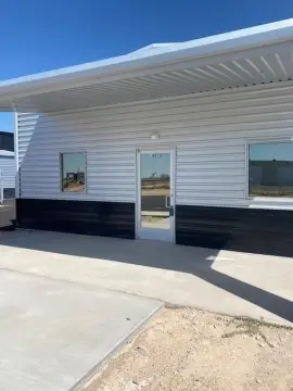 Executive Offices with Warehouse Space