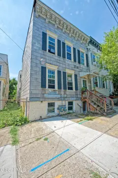 Albany Triplex with Off-Street Parking