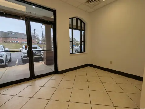 Versatile Commercial Space For Lease