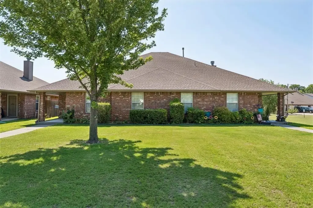 400 N Willowood Dr, Yukon, OK 73099
