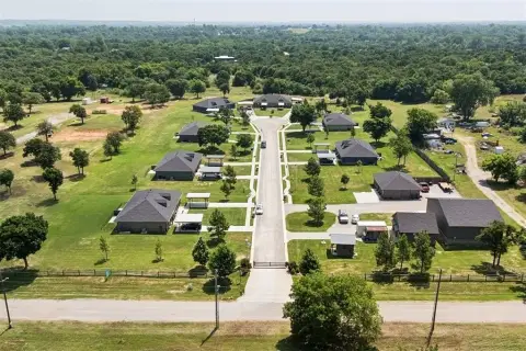 14-Unit Gated Apartment Community
