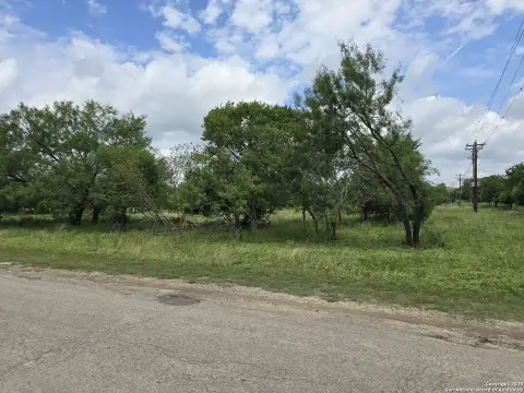 Land in Bandera, Texas