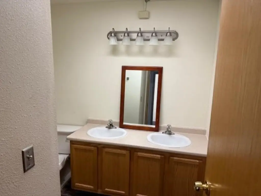 Picture 28