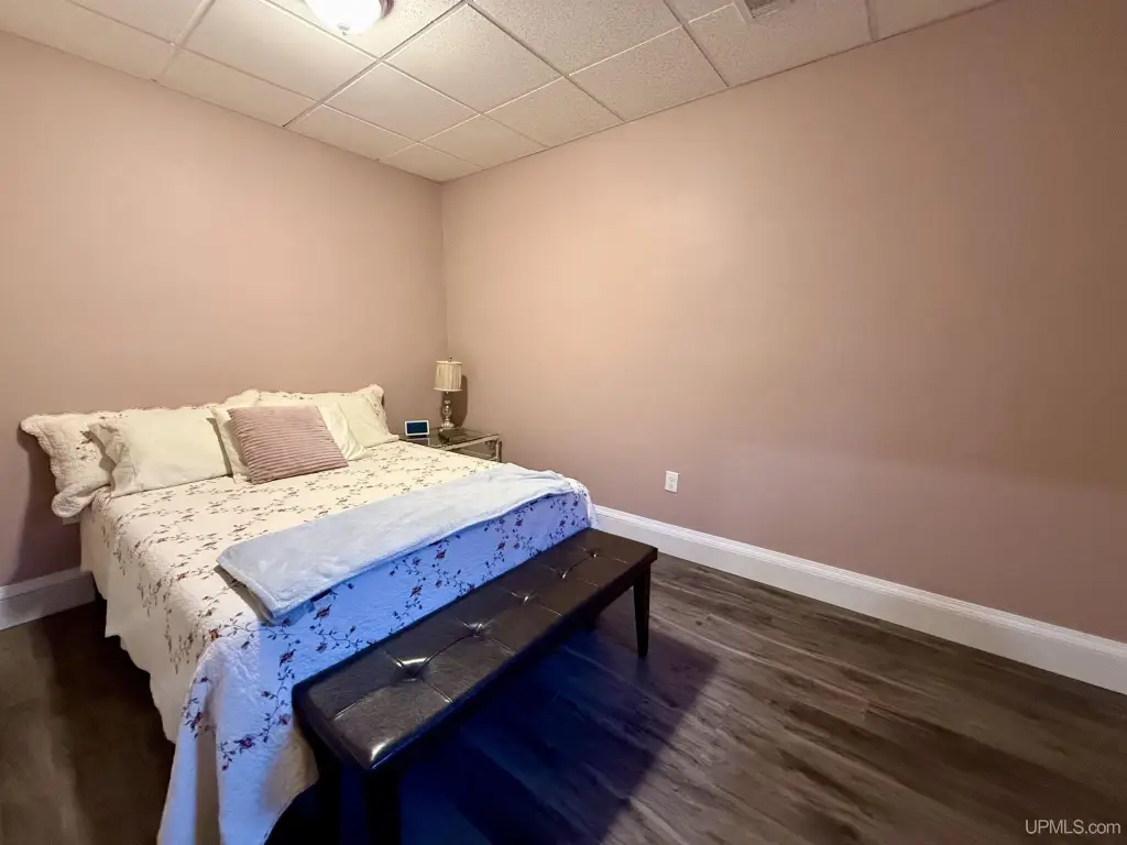 Picture 33