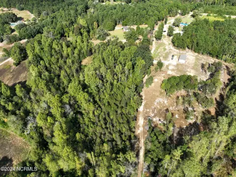 20 Acres of Land, Ellerbe