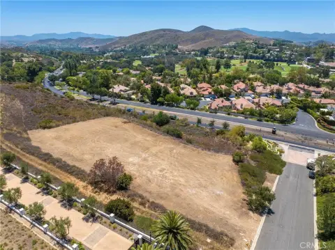 Residential Land Parcel with Custom Build Potential