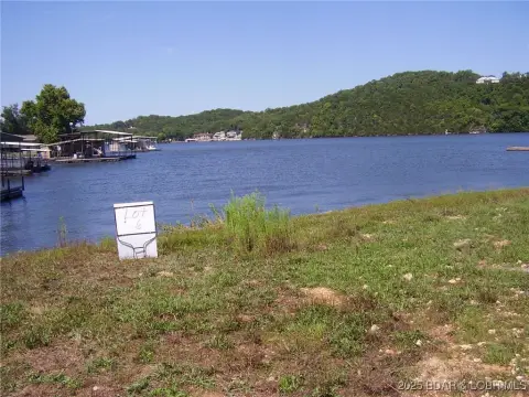 Lakefront Land in Kamden Estates