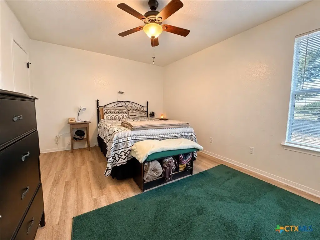 Picture 16