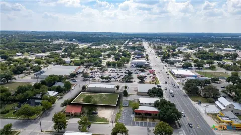 Retail-Zoned Commercial Land
