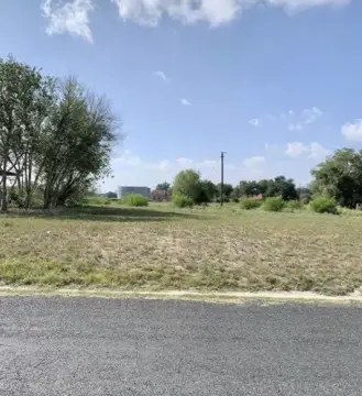 Beeville Corner Lot Opportunity