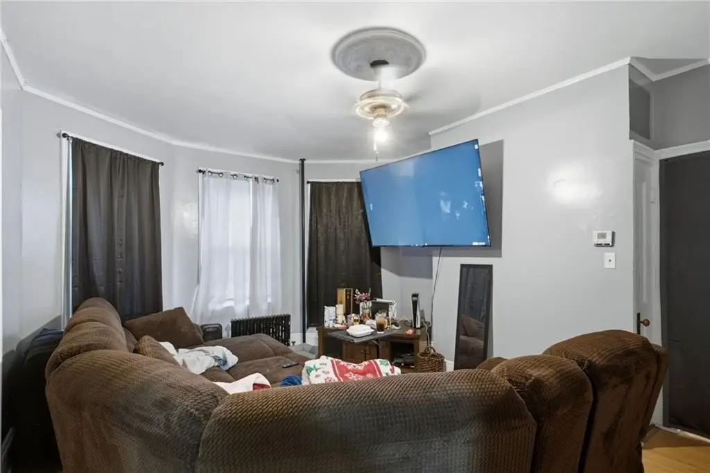Picture 12