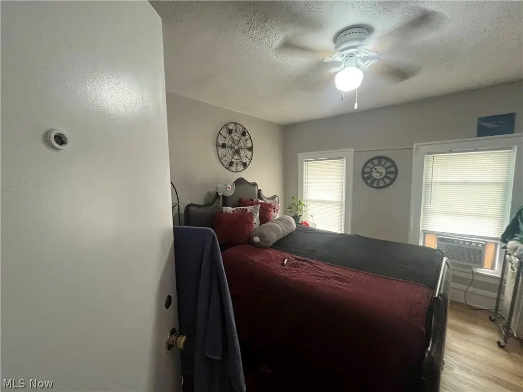 Picture 3