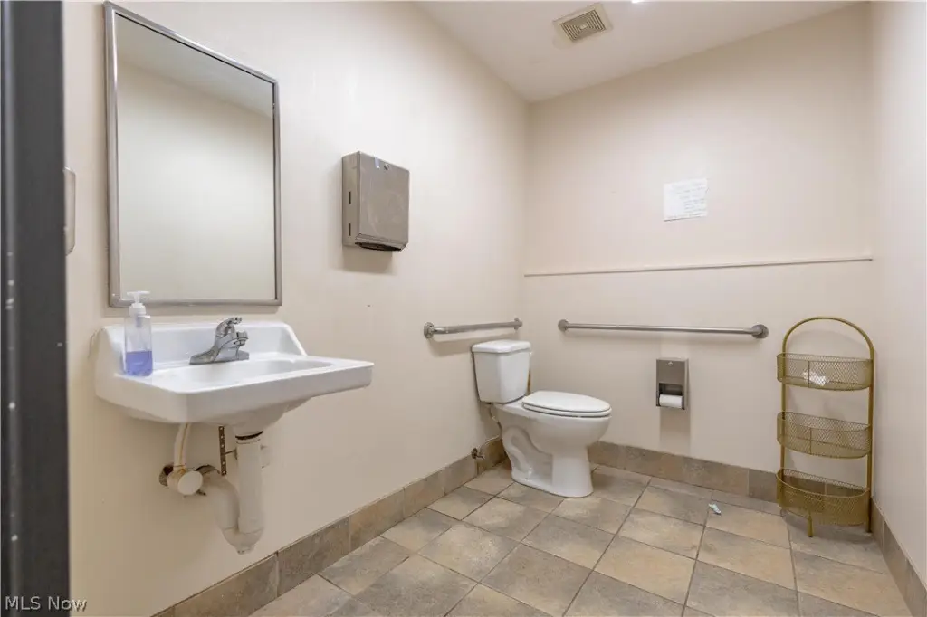 Picture 19