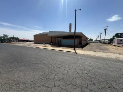 Versatile Building in Odessa, Texas