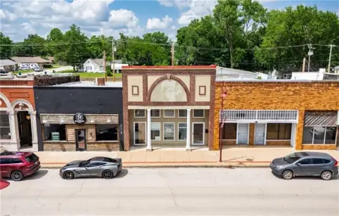 Commercial Property in Gentry, AR
