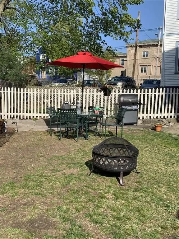Picture 4