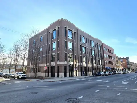 Wicker Park Luxury Office/Retail Space