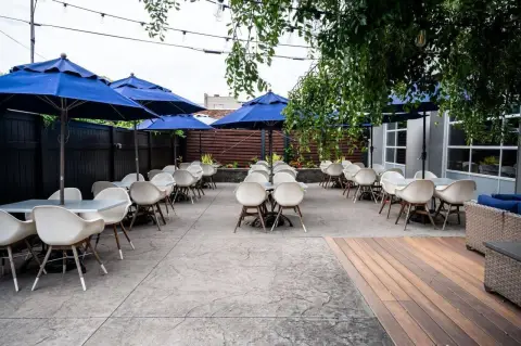 Established Restaurant Near Downtown