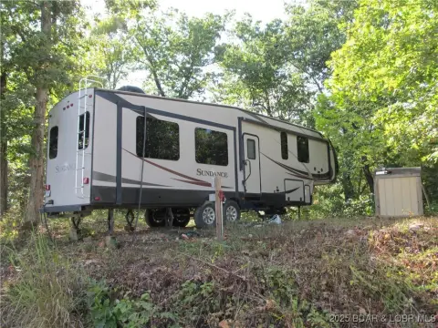 Picture of Land at Boyd Rd 30664, Gravois Mills, MO