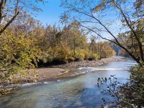 Ozark Retreat with Creek Frontage