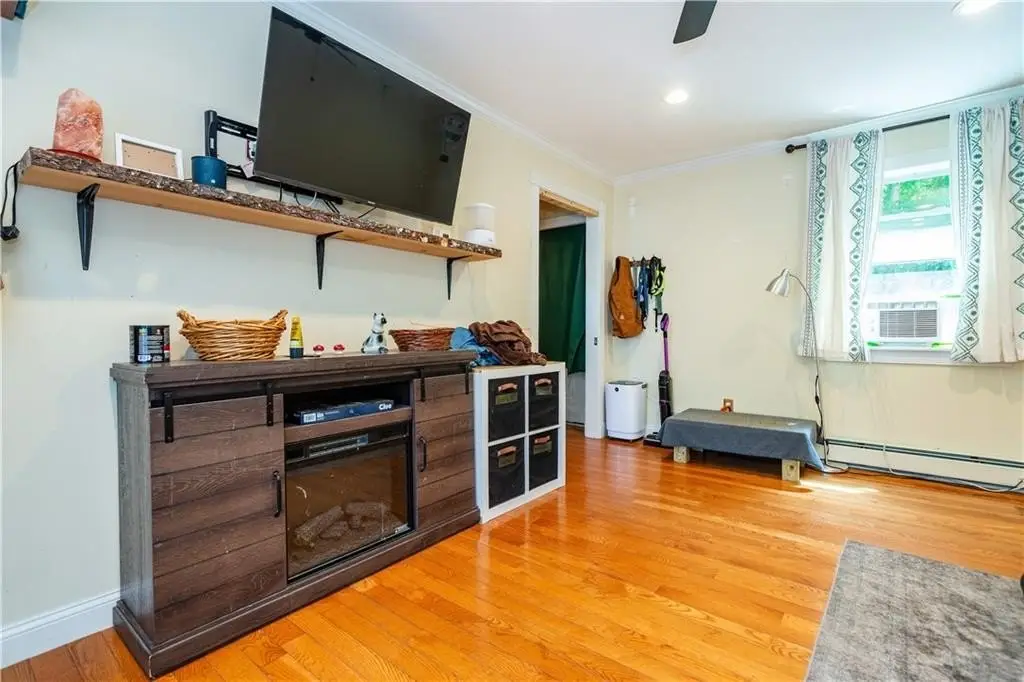 Picture 7
