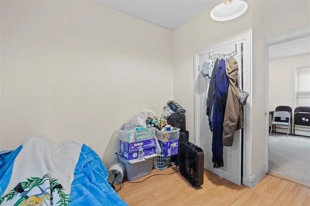 Picture 12