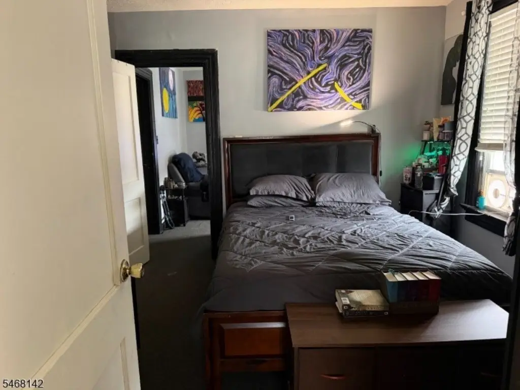 Picture 30