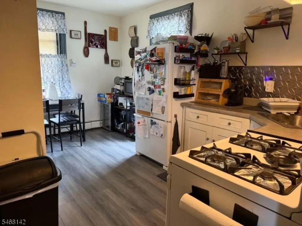 Picture 27