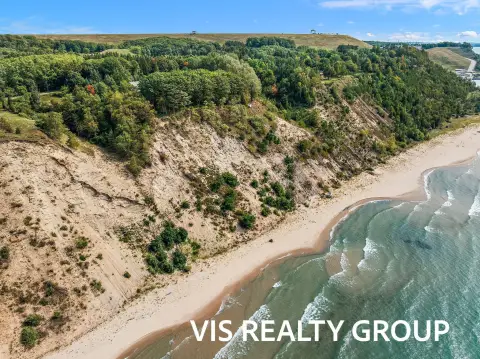 Ludington Bluffside Retreat Opportunity
