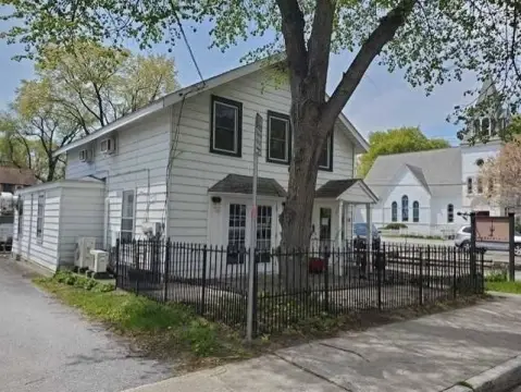 Mixed-Use Income Property in Red Hook