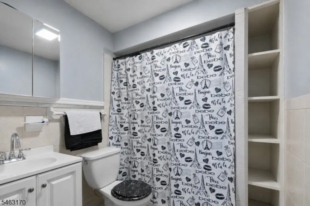 Picture 7