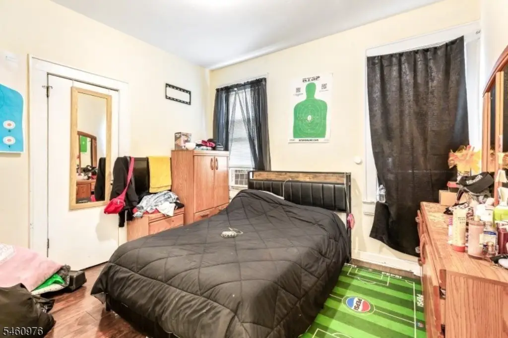 Picture 17