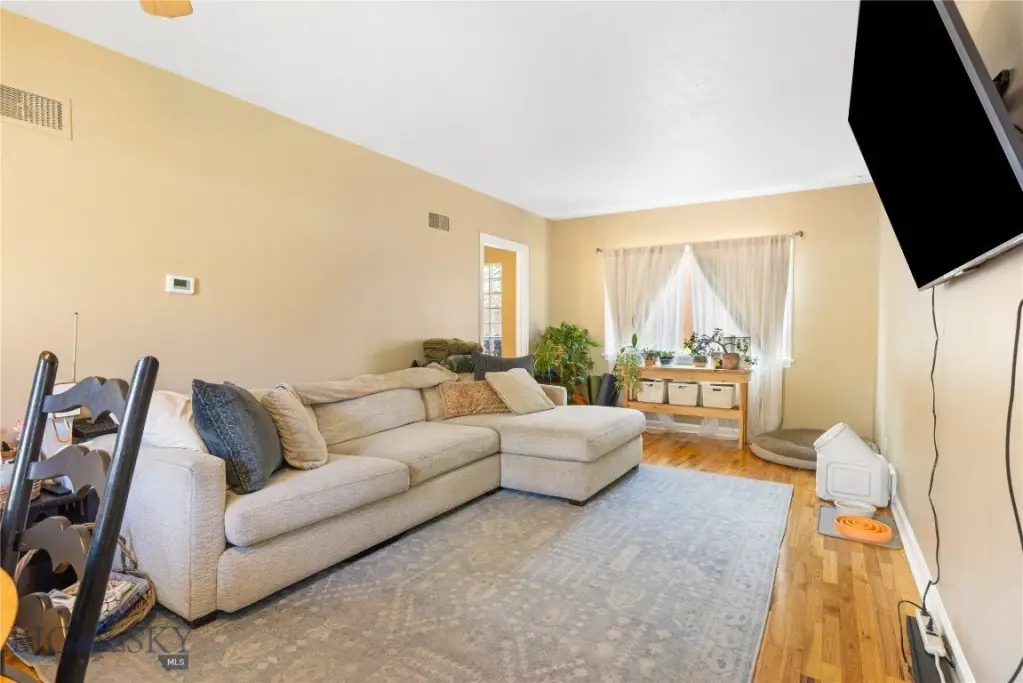 Picture 28