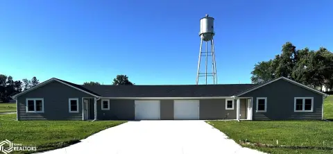 New Construction Duplex in Manilla